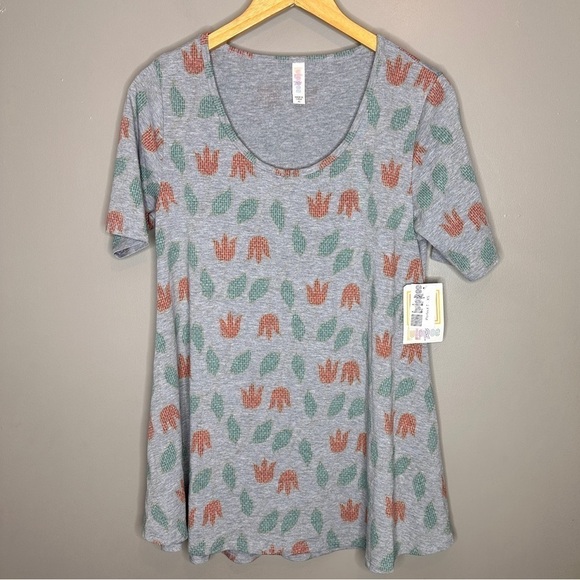 NWT Lularoe Perfect Tshirt - Picture 1 of 5